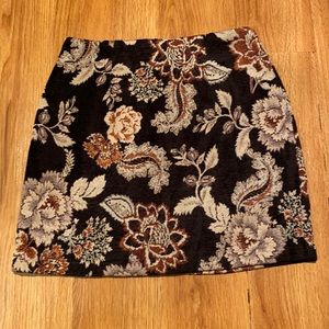 New Look Floral Mini Skirt (US Size 6)